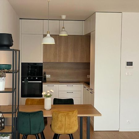 New Downtown Apartment Couple Minute From The Old Town Bratislava Eksteriør billede
