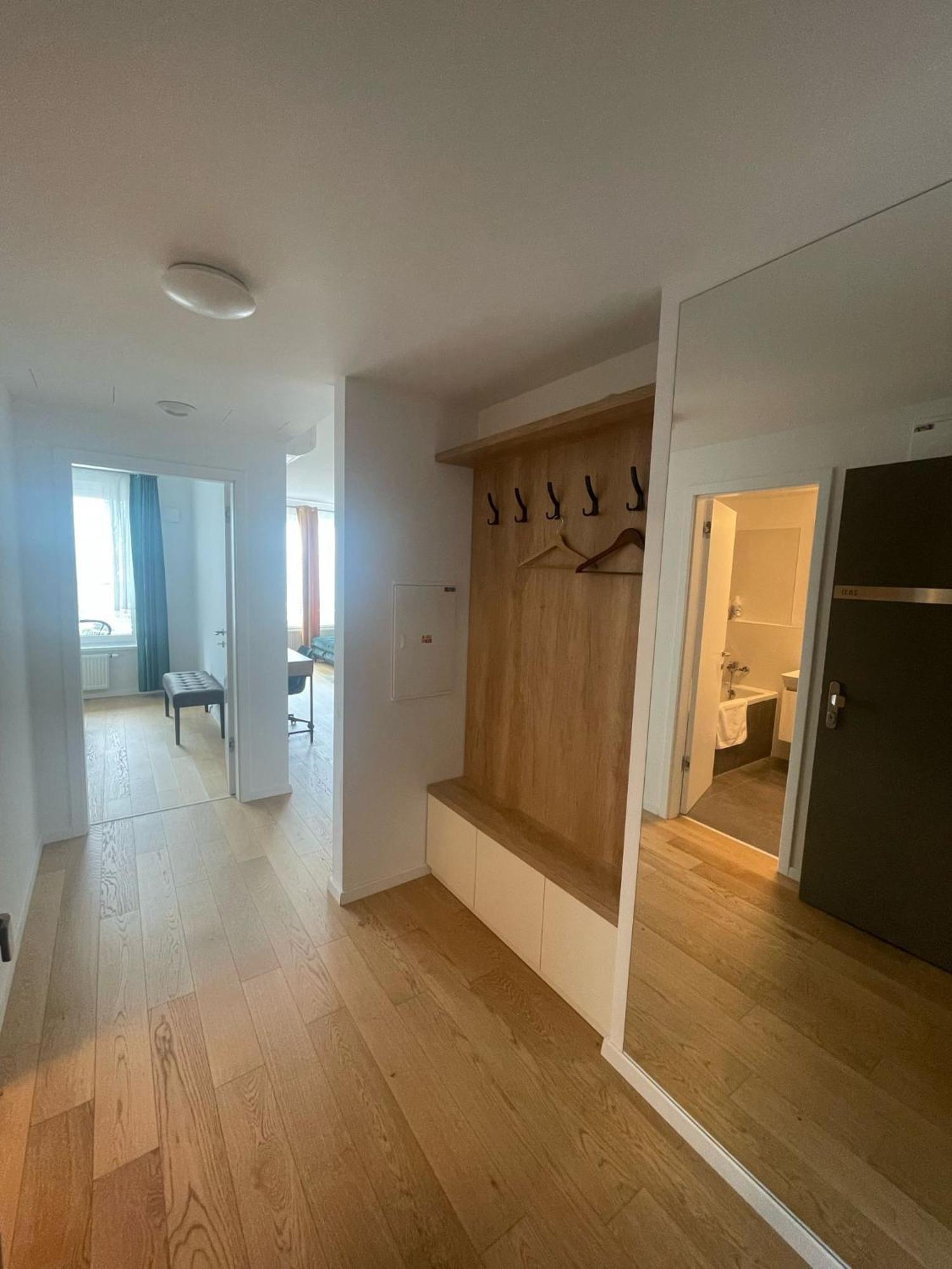 New Downtown Apartment Couple Minute From The Old Town Bratislava Eksteriør billede